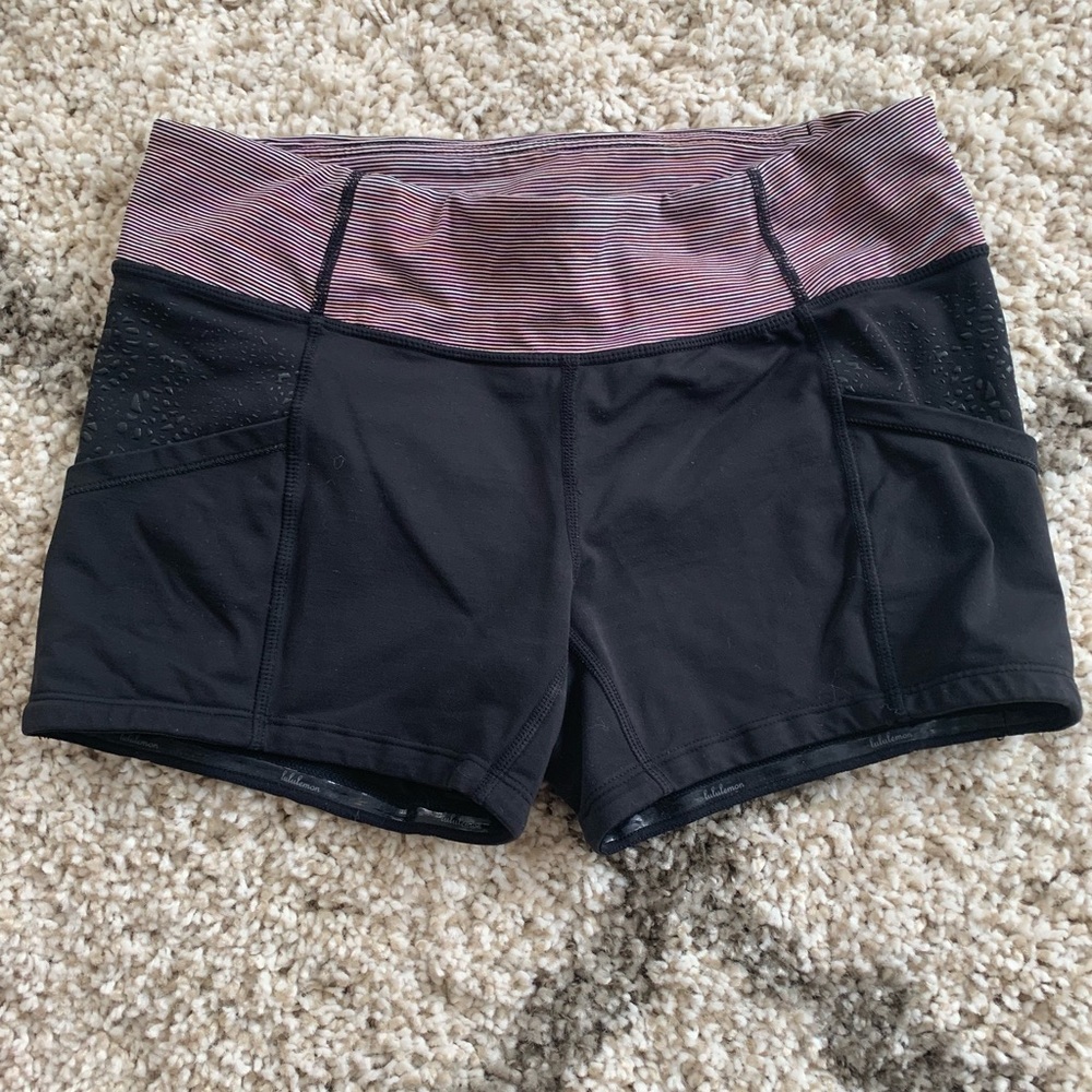 Lululemon shorts, size 6
